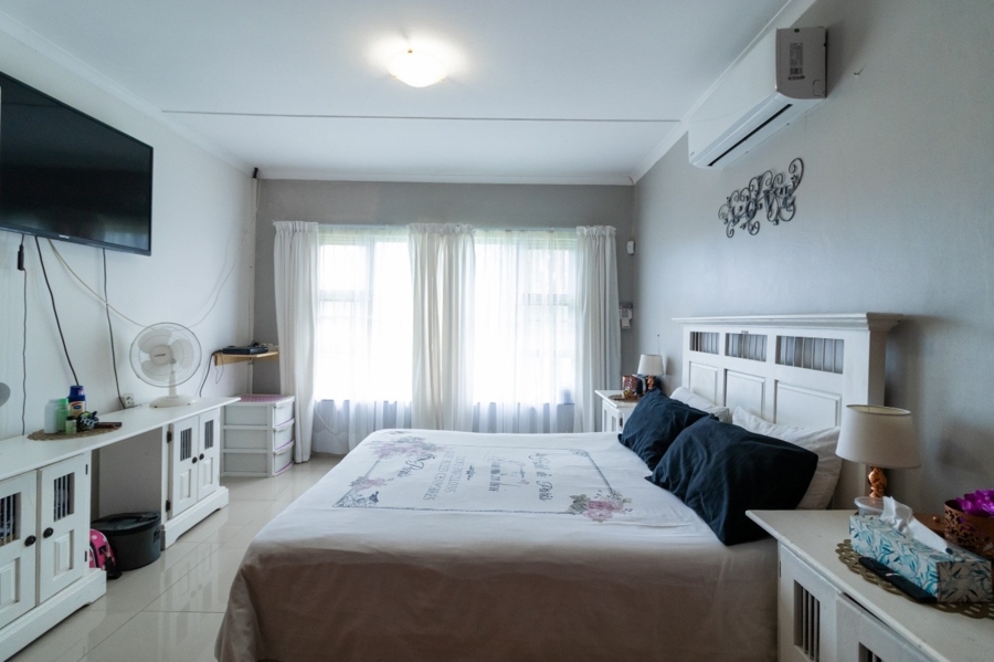 3 Bedroom Property for Sale in Beacon Bay Eastern Cape